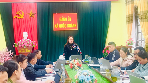 CHI BỘ CÁC CƠ QUAN ĐẢNG TỔ CHỨC SINH HOẠT CHUYÊN ĐỀ: “ĐẢNG TIÊN PHONG HỌC TẬP, RÈN LUYỆN KỸ NĂNG SỐ”